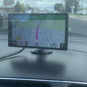 Garmin - DriveSmart 55 & Traffic - 5.5 GPS with Bu